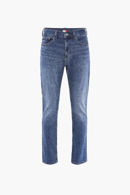 Ryan Slim Straight Jeans in Medium