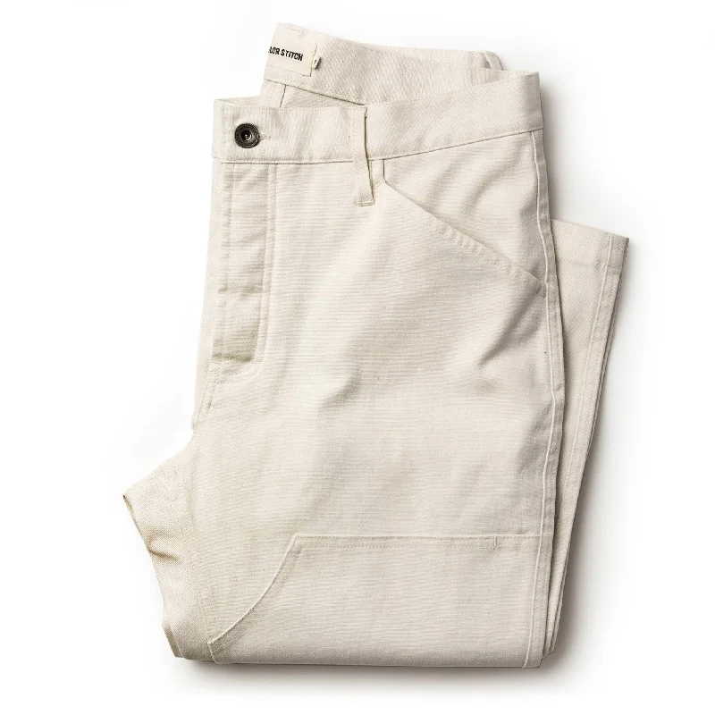 Urban Chic Outfit The Chore Pant in Natural Boss Duck