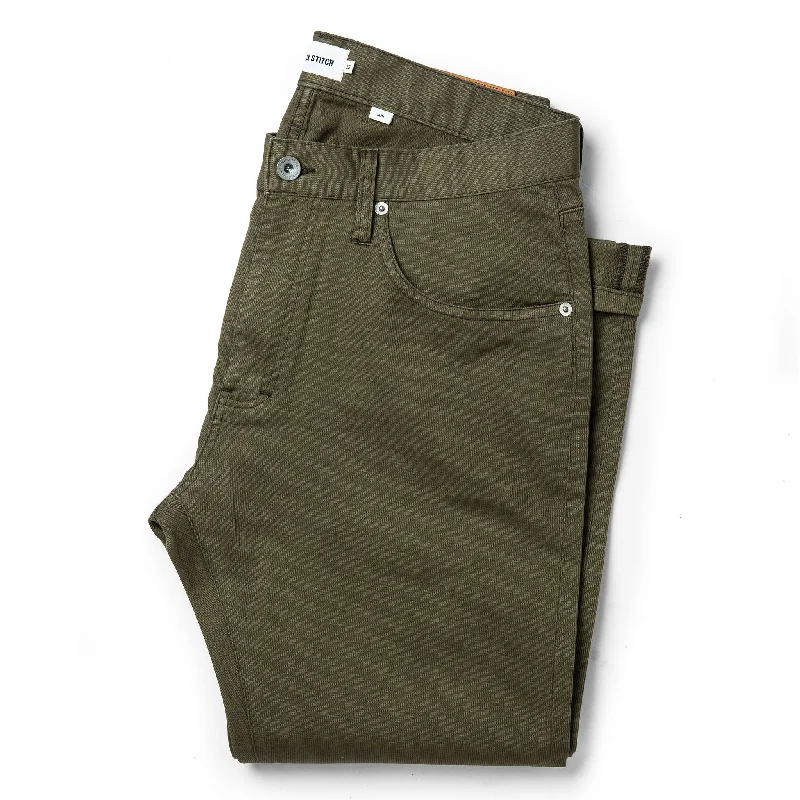 Urban Street Look The Slim All Day Pant in Olive Bedford Cord